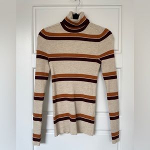 Everlane Merino Ribbed Turtleneck in size small, color oatmeal multi stripe